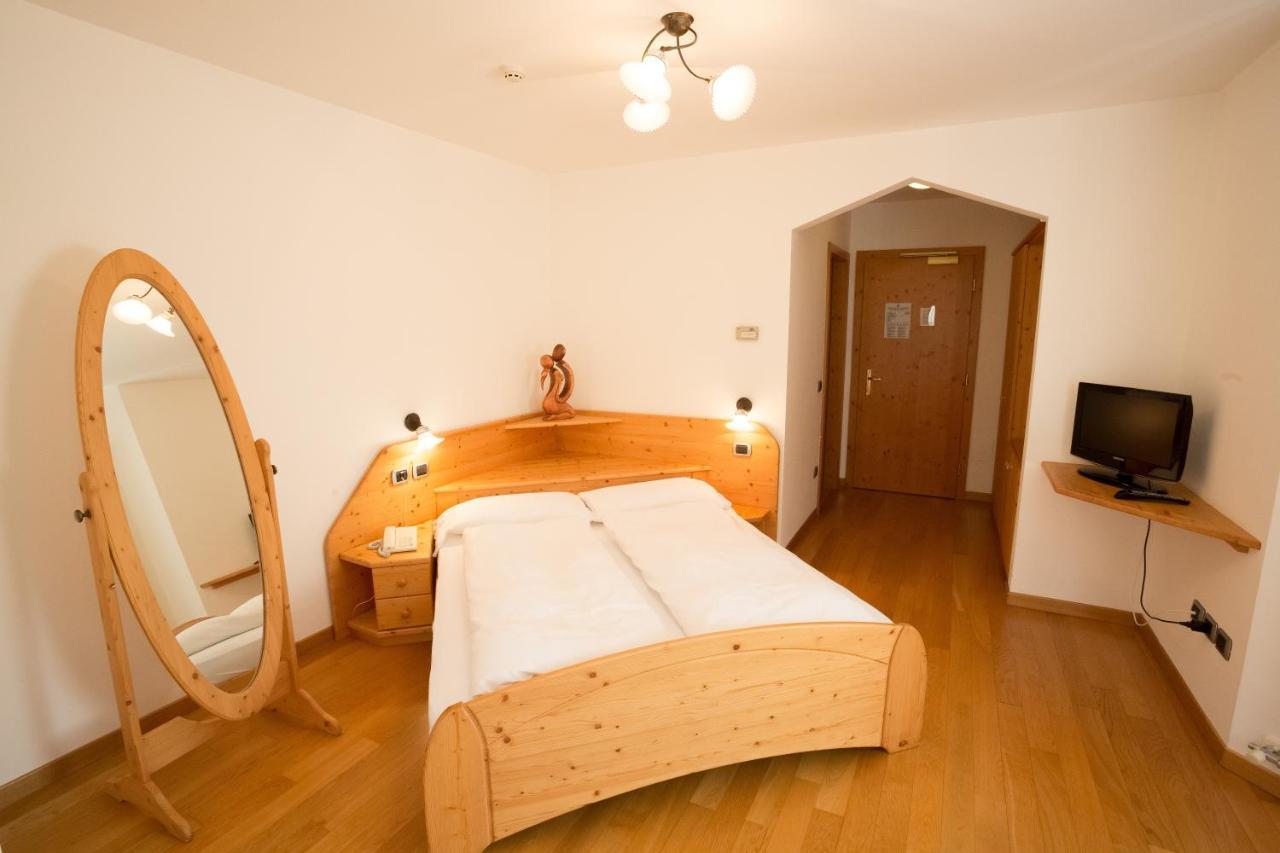 Hotel Fior Di Bosco Giovo Eksteriør billede