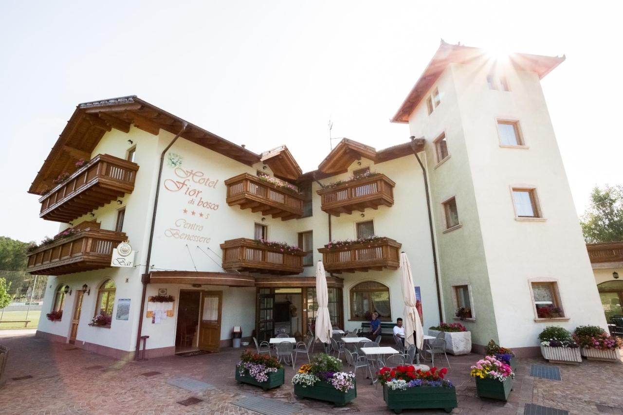 Hotel Fior Di Bosco Giovo Eksteriør billede